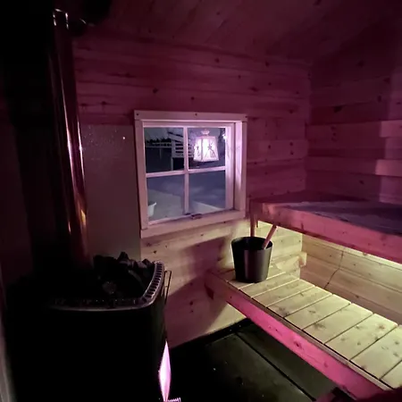 Vanamo * Akaslompolo